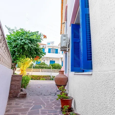 La Skala Eressos Holiday Apartments Exterior photo